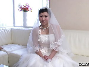 Japanese bride, Emi Koizumi cheated after someone's skin wedding ceremony, unbowdlerized